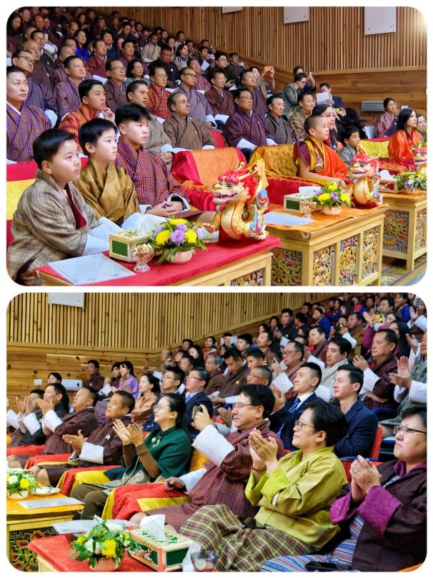 嘉賓出席并觀(guān)看演出.jpg